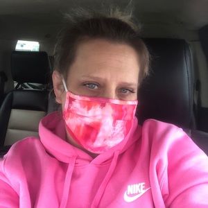 Meet your Posher, Becca